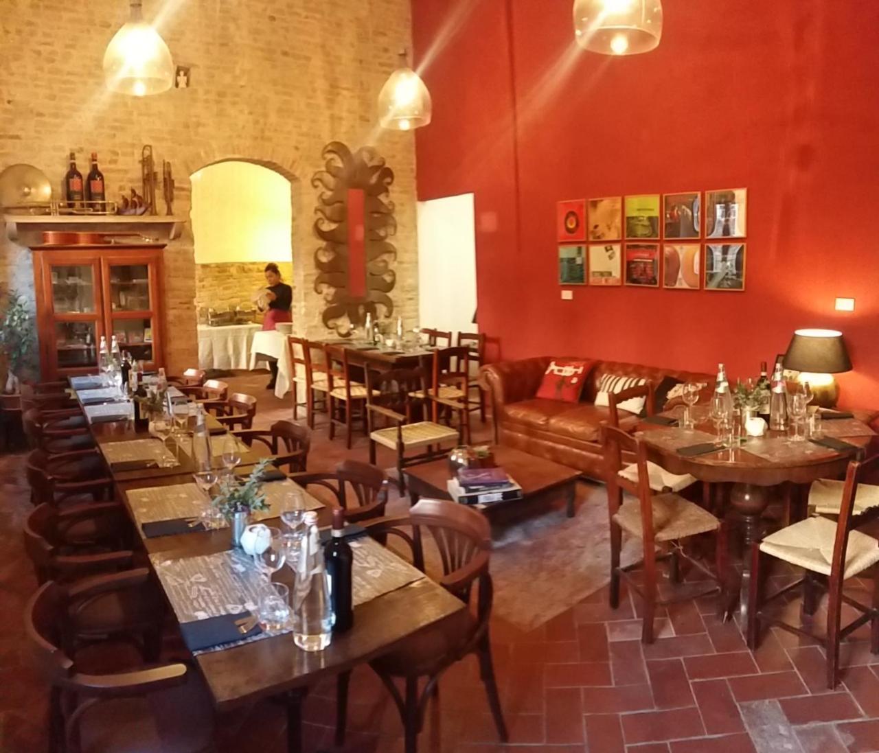 Hotel Il Castello 체르탈도 외부 사진