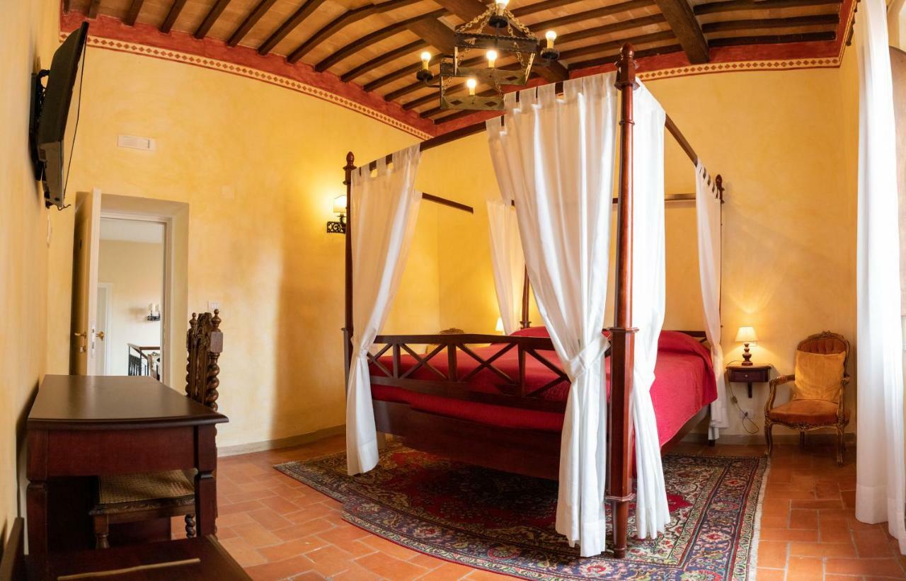 Hotel Il Castello 체르탈도 외부 사진
