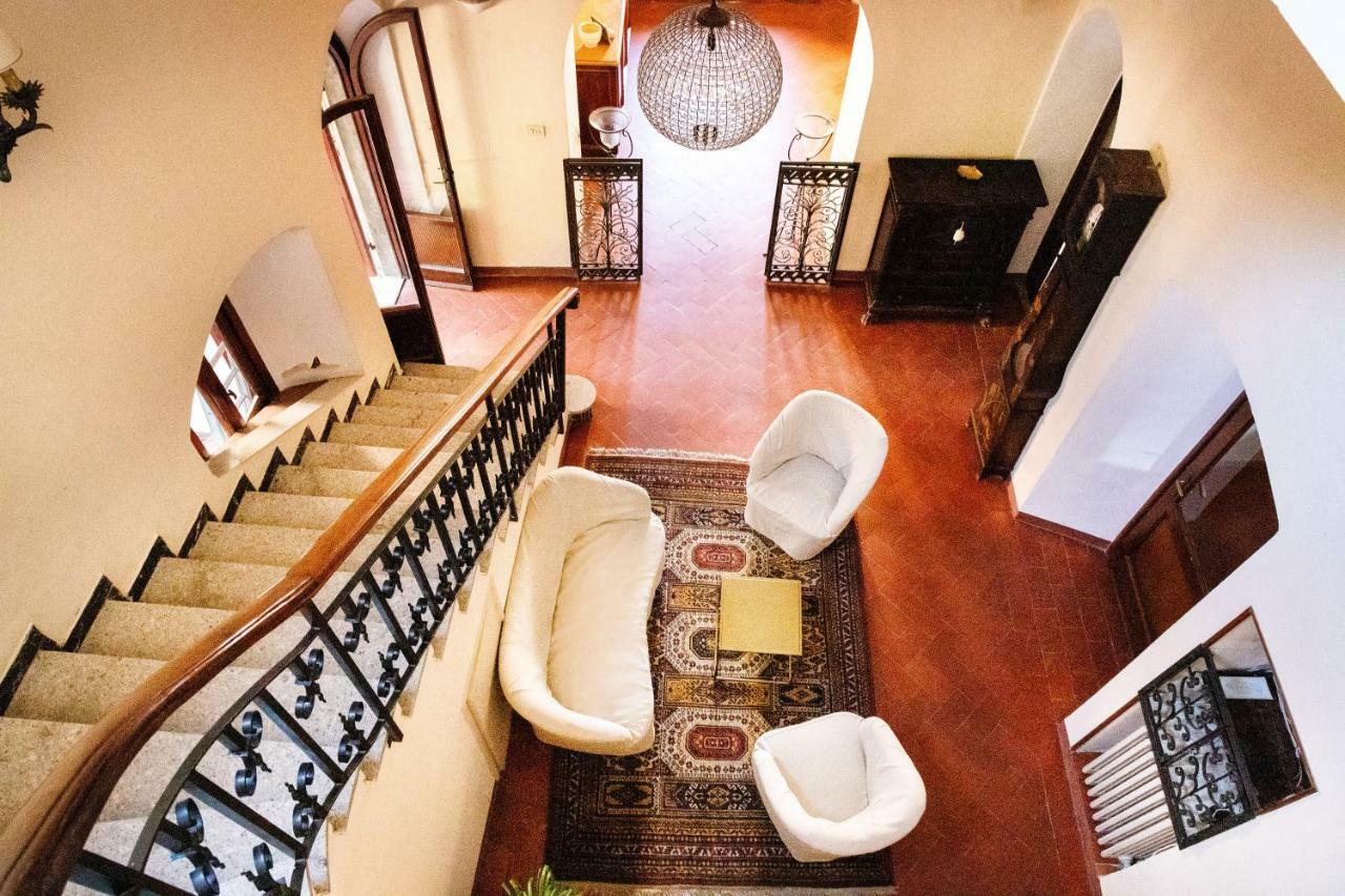 Hotel Il Castello 체르탈도 외부 사진